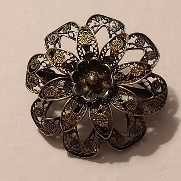 Vintage Silver Tone Filigree Pins And Necklace - Picture 4 of 7